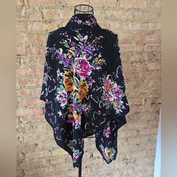 💐 Anthropologie Black Floral Scarf - Picture 8 of 11